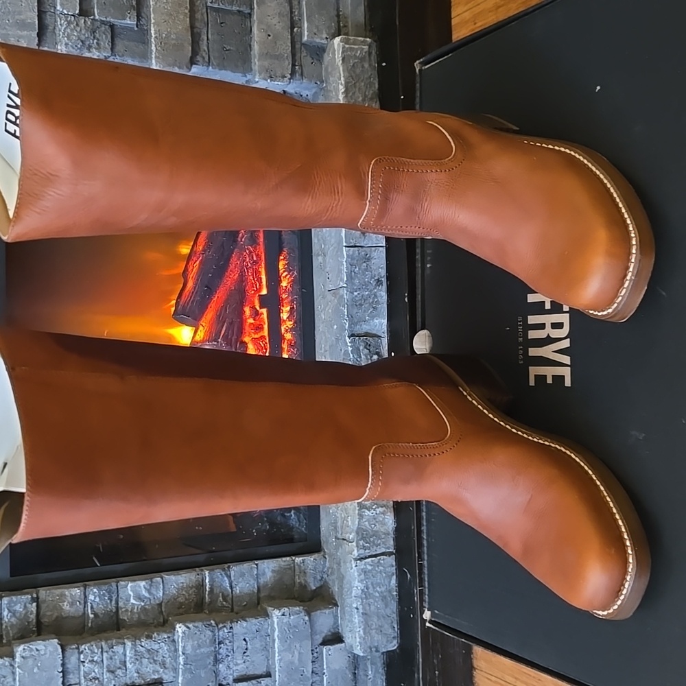 Frye Campus 14L Saddle Leather Heeled Boots - Picture 2 of 4